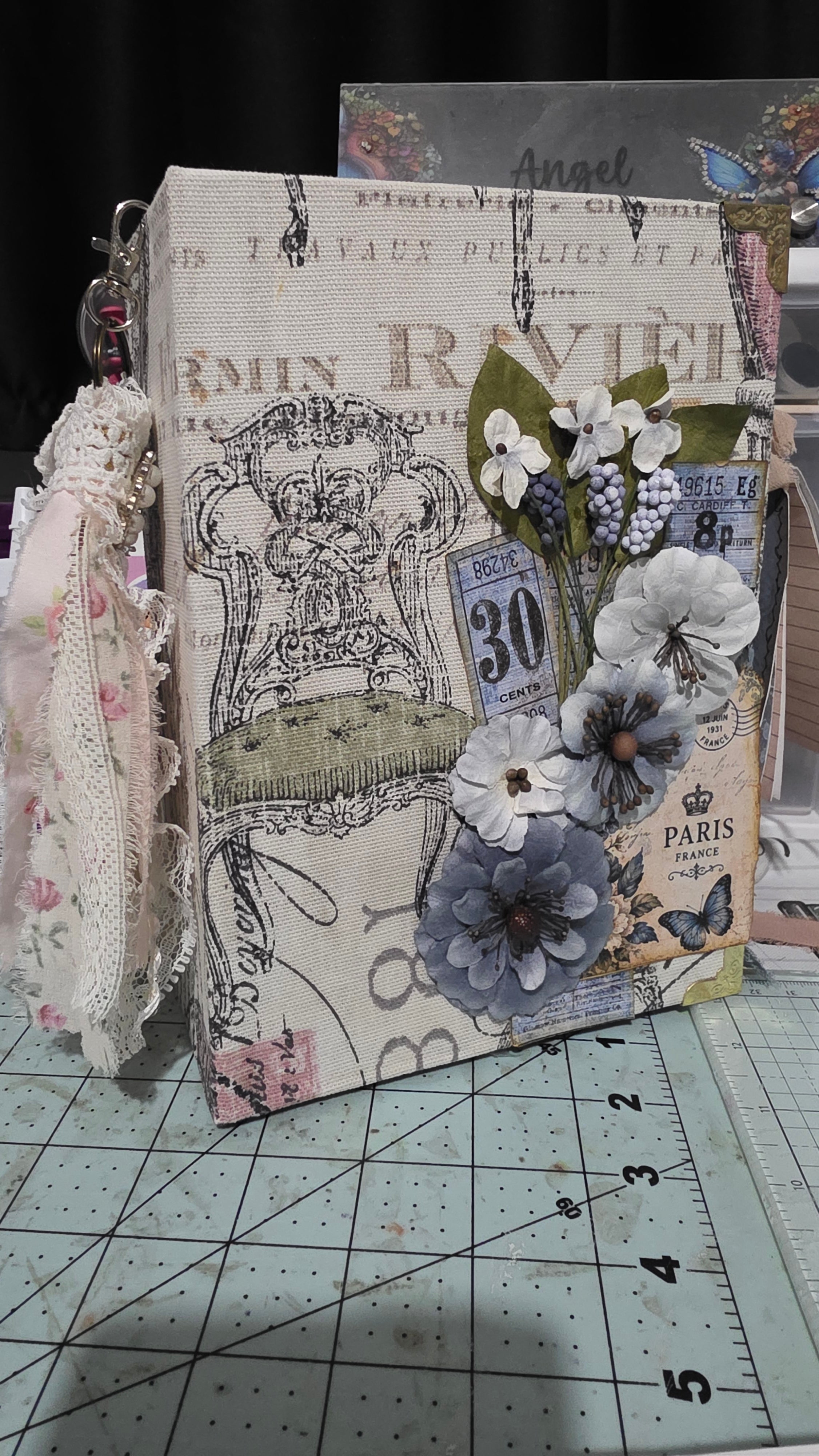 Make a Journal with Me