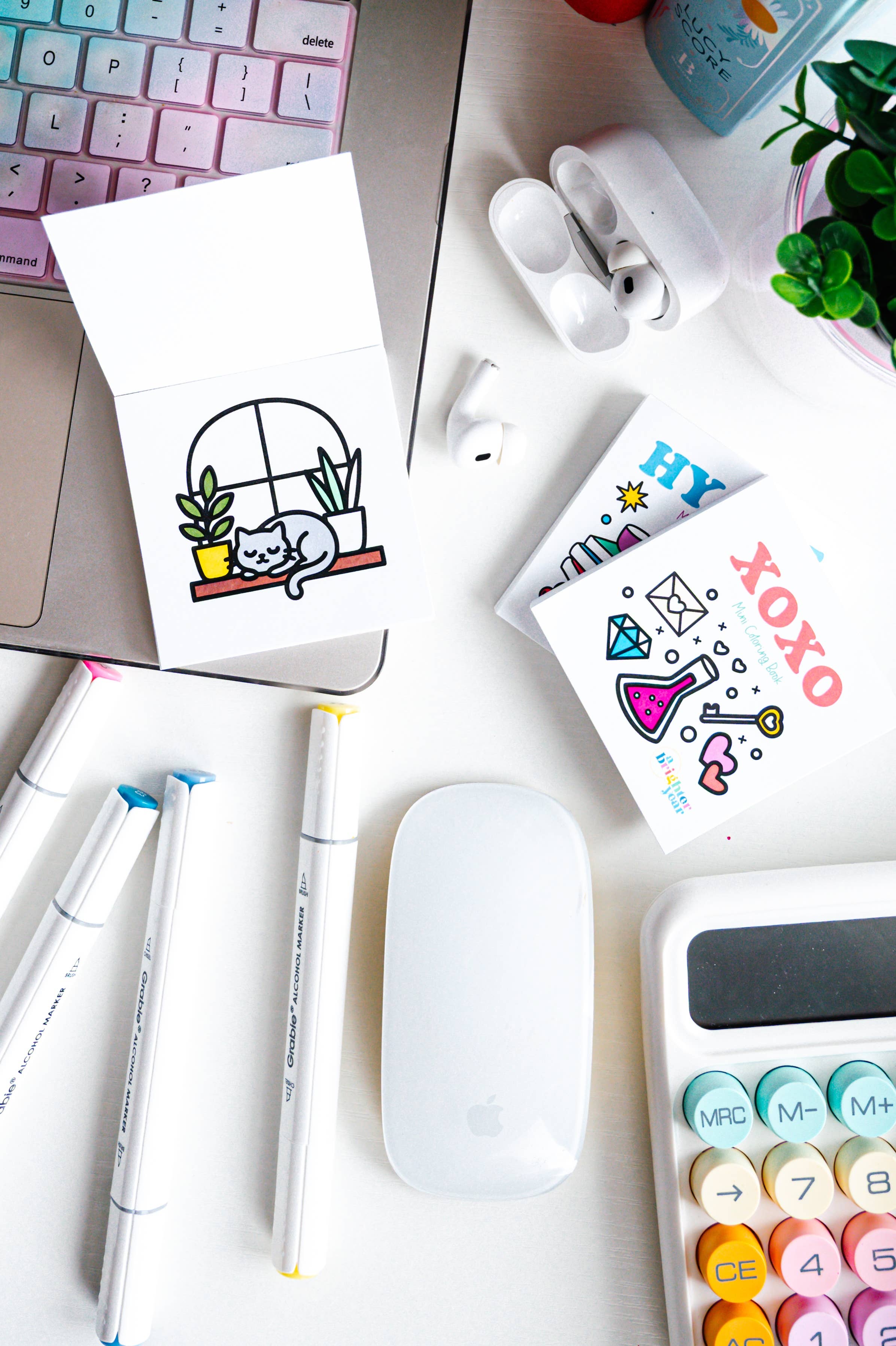 Cats & Crafts Mini Coloring Book