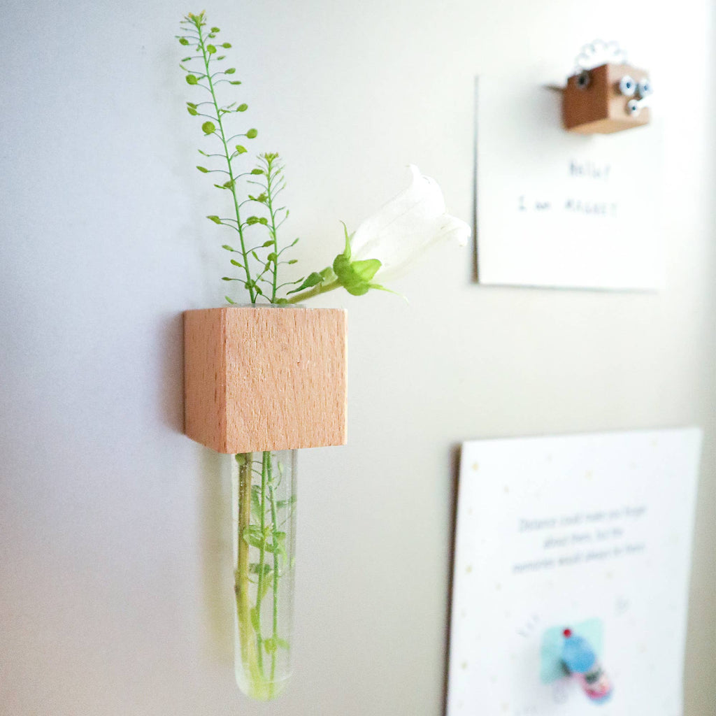 Mini Vase Magnets – Set of 2 – Decorative Fridge Magnets