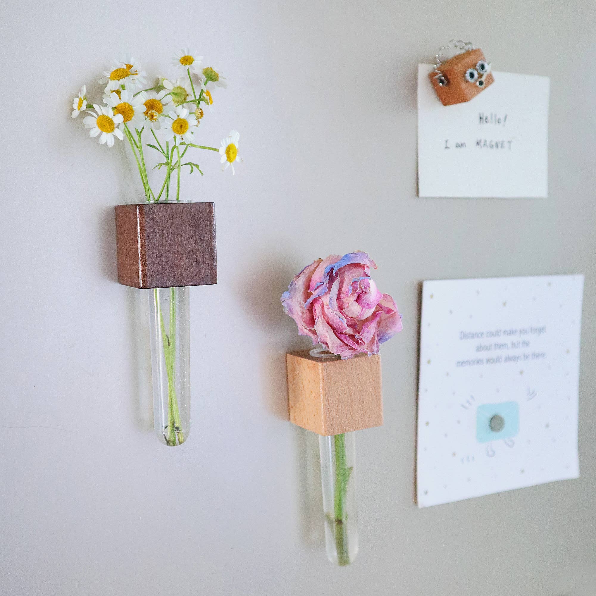 Mini Vase Magnets – Set of 2 – Decorative Fridge Magnets